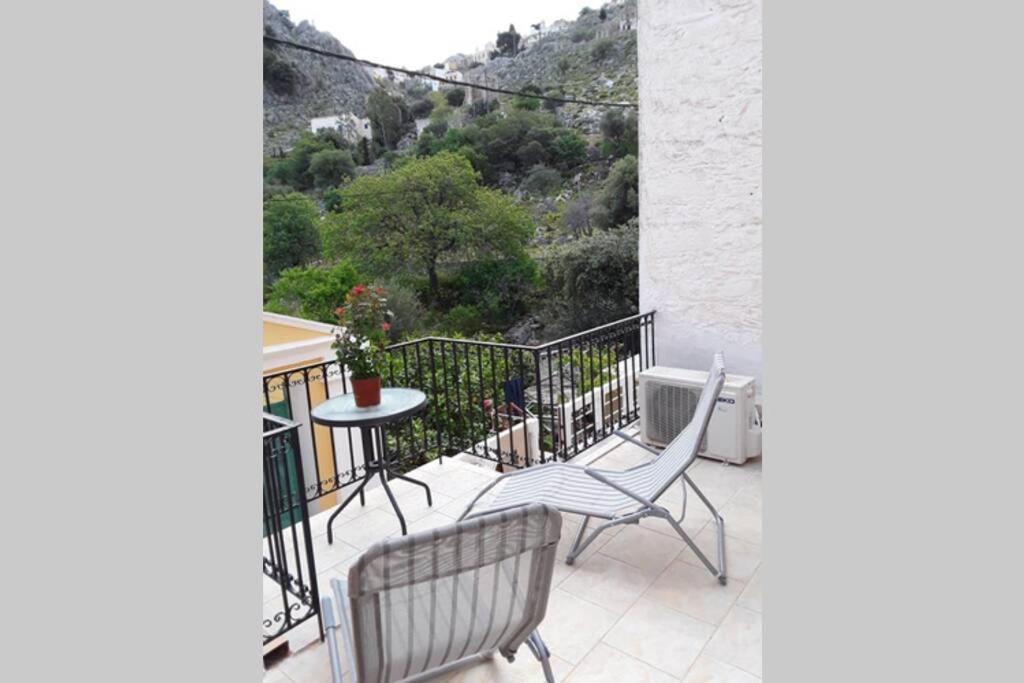 Ferienwohnung Giorgina'S House Symi Exterior foto