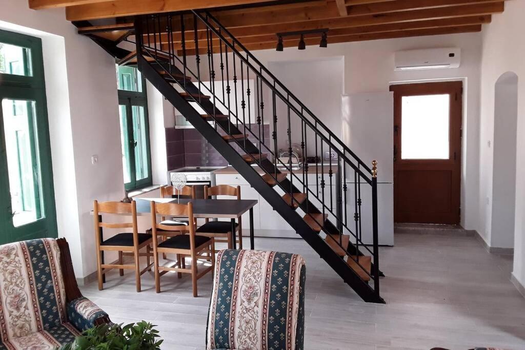 Ferienwohnung Giorgina'S House Symi Exterior foto